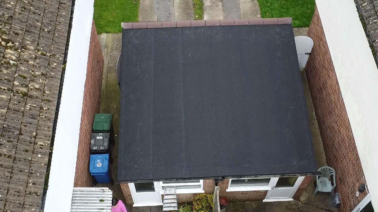 Reliable Flat Roofing Solutions